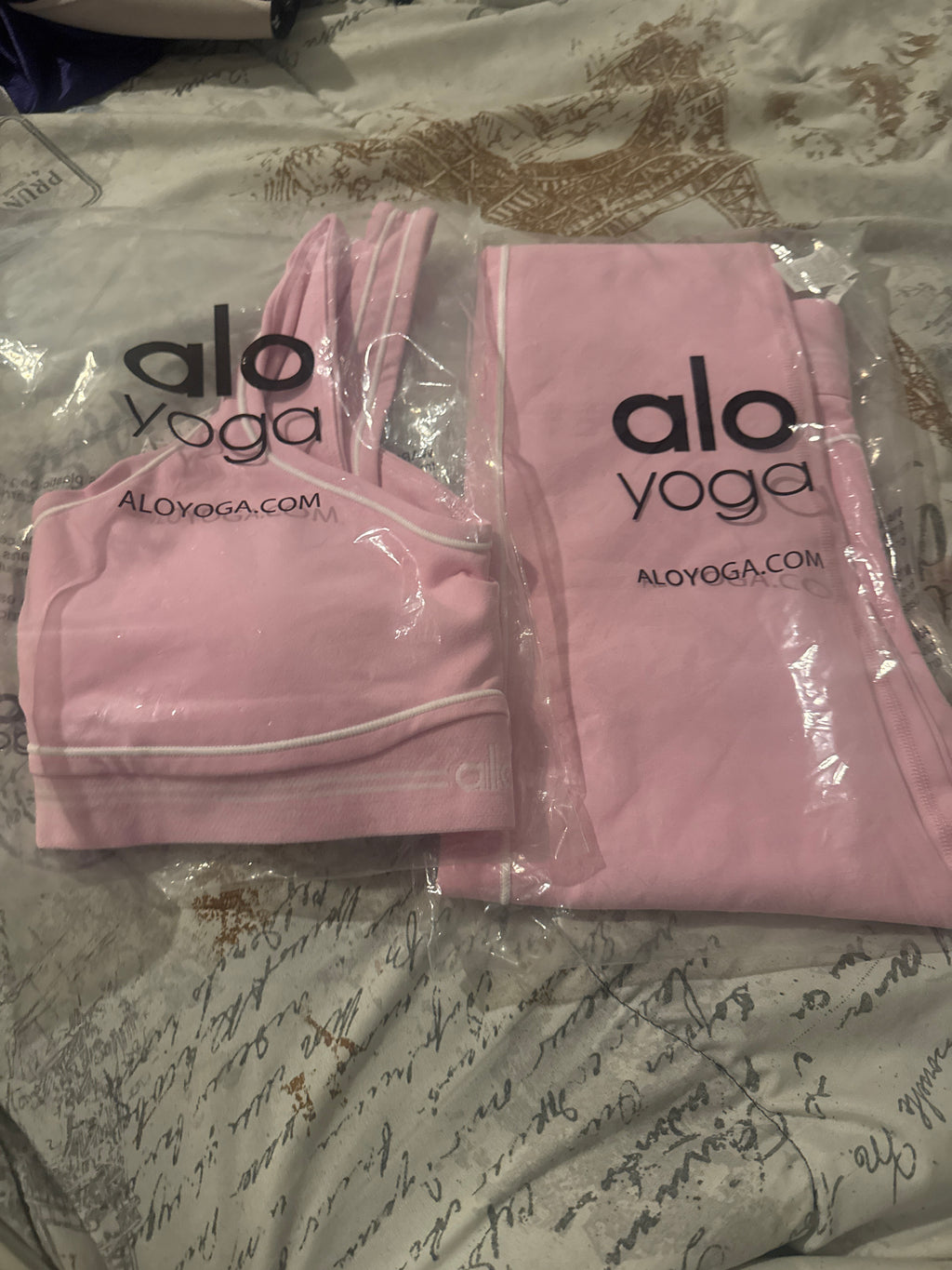 Pink alo (medium)